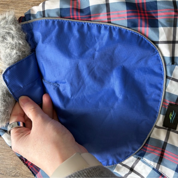 Blue plaid dog coat - Picture 7 of 7